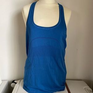 Lululemon Swiftly Tech Tank sz 12 Blue